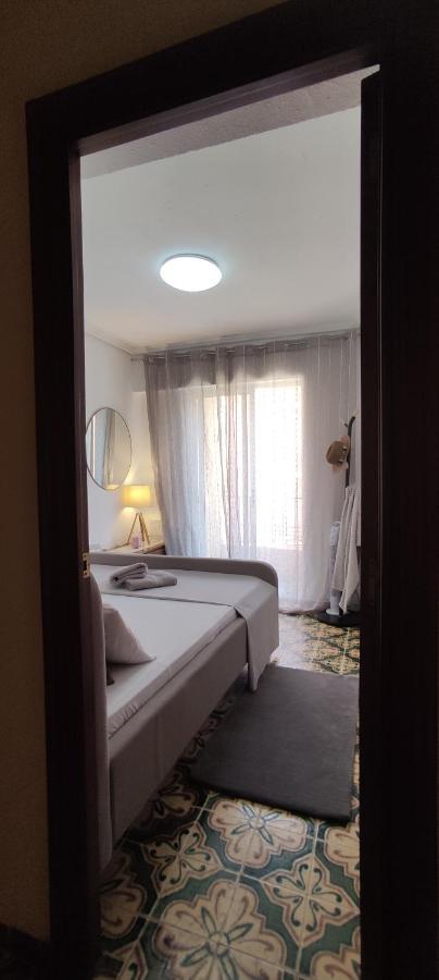 Apartament Habitacion Con Balcon Privado. Walencja Zewnętrze zdjęcie